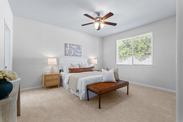 2904 Cotton Briar Ln, Manteca, CA 95336