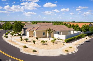 2904 Cotton Briar Ln, Manteca, CA 95336