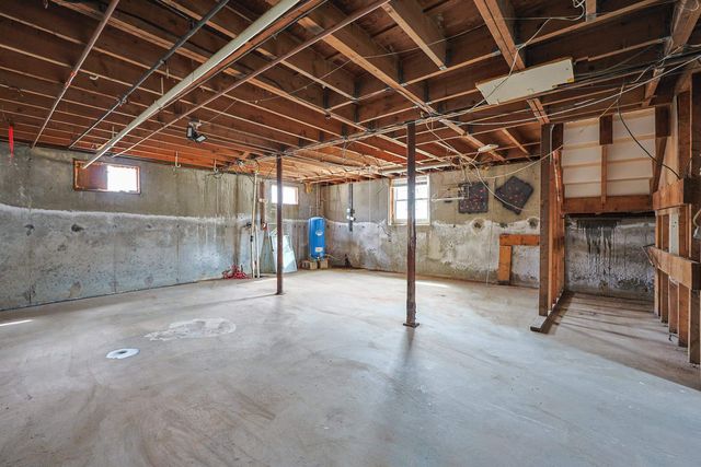 4 Autumn Circle, Plaistow, NH 03864