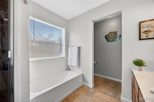 140 Weatherby Landing Drive, O'fallon, MO 63366