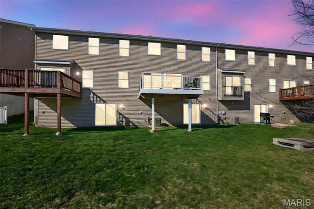 140 Weatherby Landing Drive, O'fallon, MO 63366