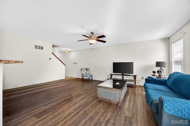 140 Weatherby Landing Drive, O'fallon, MO 63366