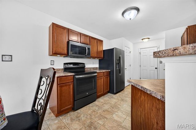 140 Weatherby Landing Drive, O'fallon, MO 63366