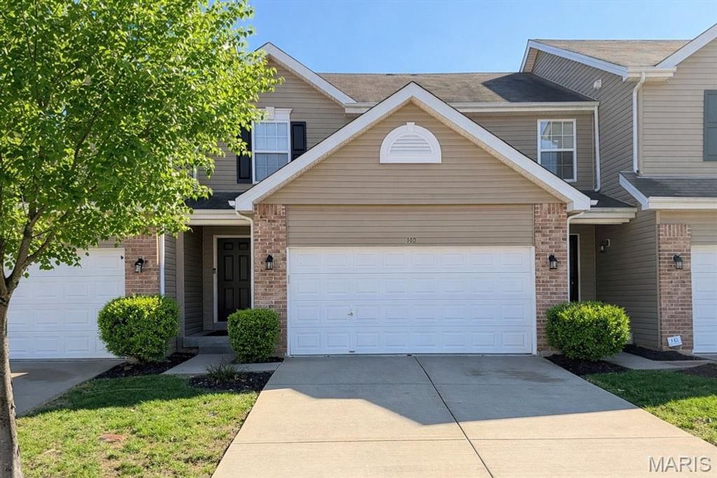 140 Weatherby Landing Drive, O'fallon, MO 63366