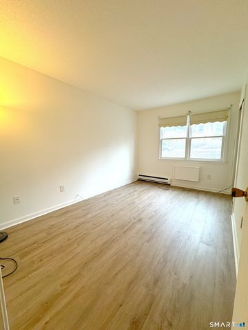 134 Queens Road 134, Torrington, CT 06790