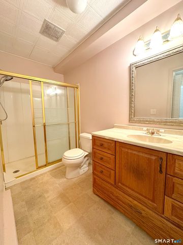 134 Queens Road 134, Torrington, CT 06790