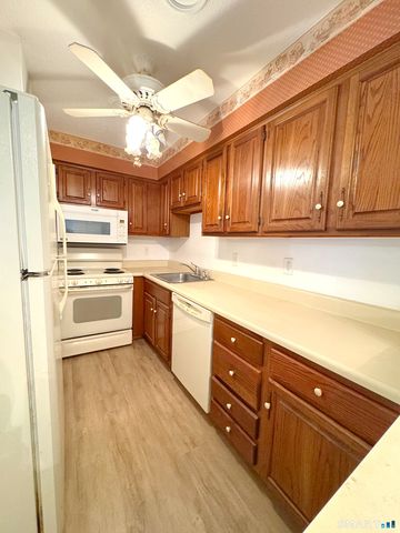 134 Queens Road 134, Torrington, CT 06790