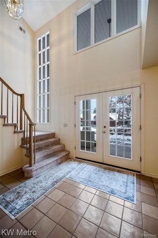 3086 Bloomfield Park, West Bloomfield, MI 48323