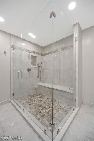 3086 Bloomfield Park, West Bloomfield, MI 48323