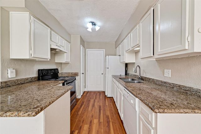 13847 Cherry Hollow Lane, Houston, TX 77082