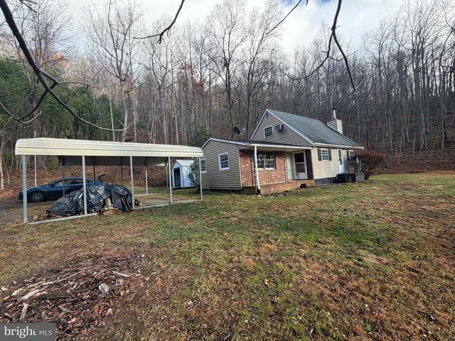 398 LOST LAKEVIEW RD, Madison, VA 22727