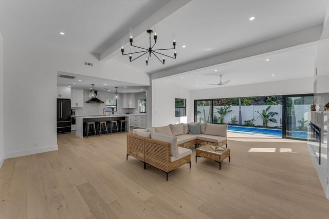 433 Aylesbury Road, Delray Beach, FL 33444