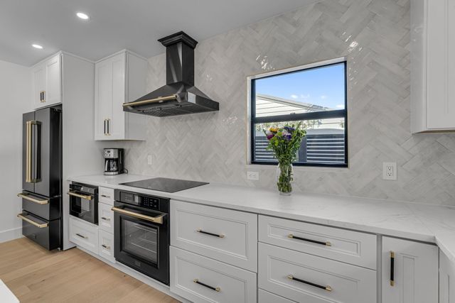 433 Aylesbury Road, Delray Beach, FL 33444