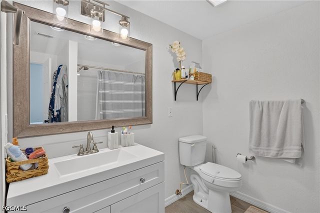 23520 Walden Center DR 205, Estero, FL 34134