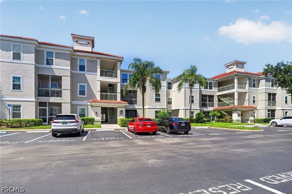23520 Walden Center DR 205, Estero, FL 34134