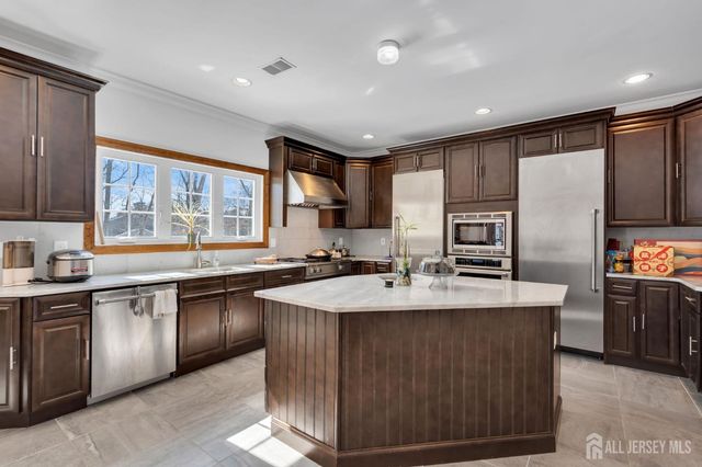 3251 Premier Place, Allentown, NJ 07719