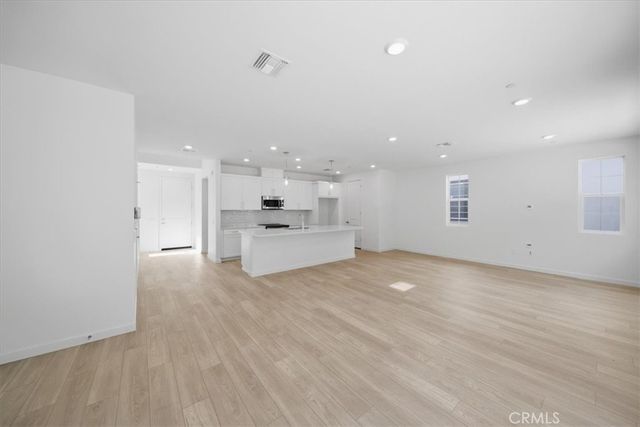 4801 Arroyo Run, Moorpark, CA 93021