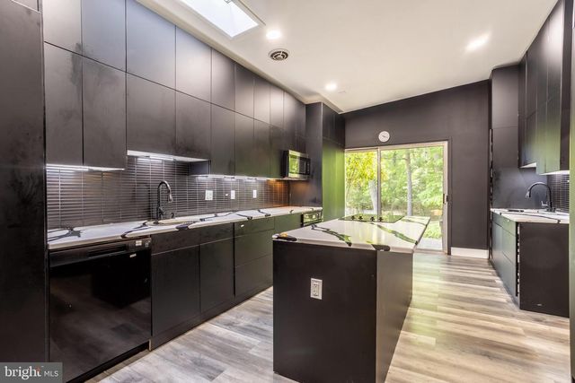 3207 MIDFIELD RD, Pikesville, MD 21208