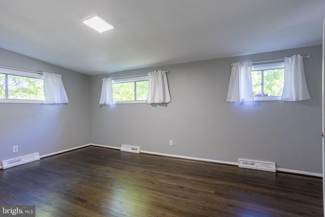 3207 MIDFIELD RD, Pikesville, MD 21208