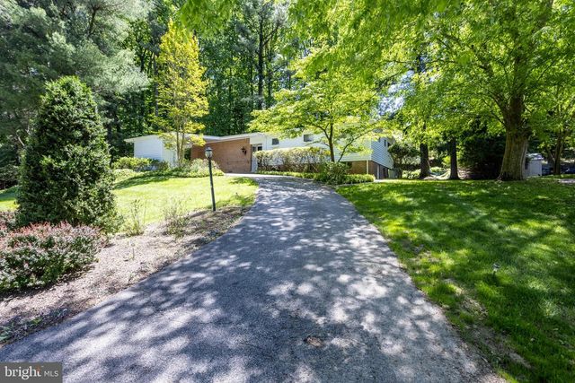 3207 MIDFIELD RD, Pikesville, MD 21208