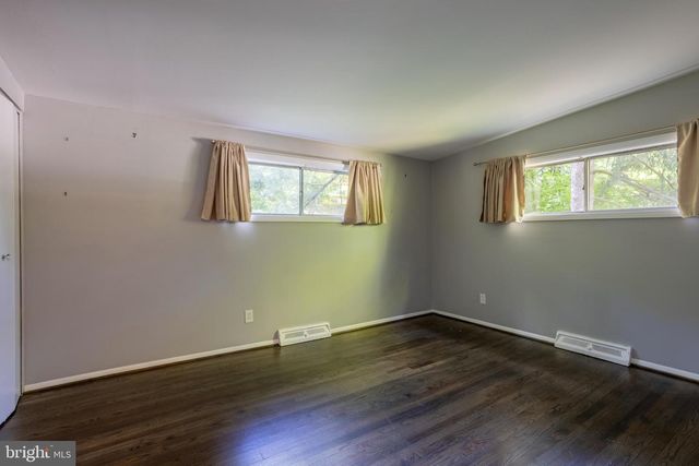 3207 MIDFIELD RD, Pikesville, MD 21208