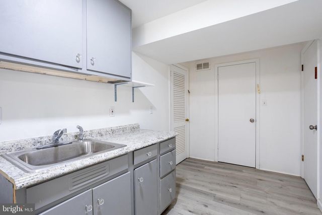3207 MIDFIELD RD, Pikesville, MD 21208