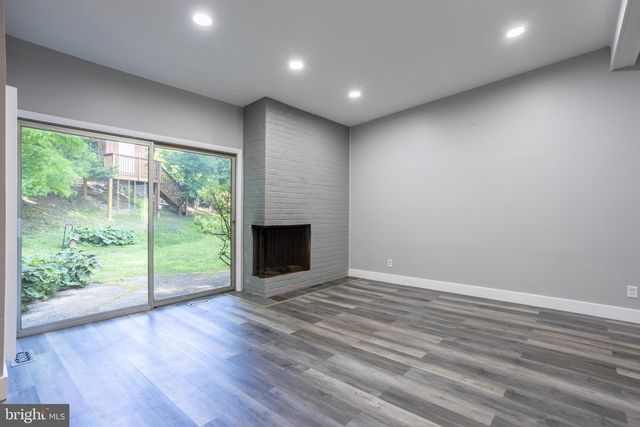 3207 MIDFIELD RD, Pikesville, MD 21208