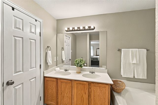 506 Timber Drive, Waxahachie, TX 75165
