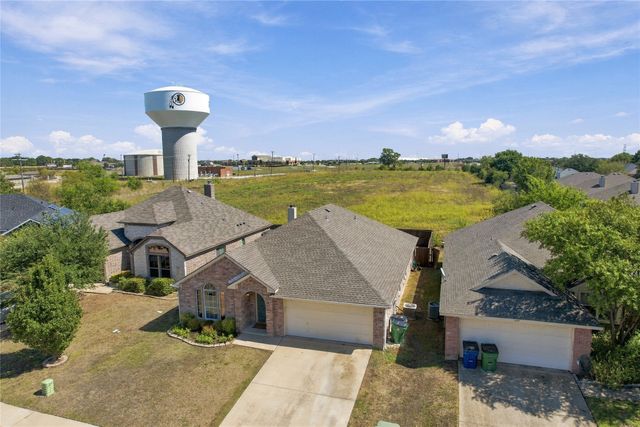 506 Timber Drive, Waxahachie, TX 75165