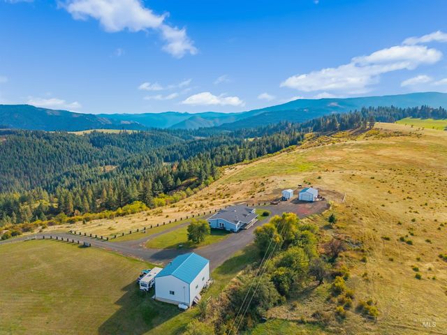 124 Hunters Way, Grangeville, ID 83530 property photo