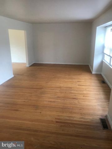 4002 GREENMOUNT DR, Wilmington, DE 19810