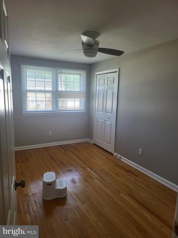 4002 GREENMOUNT DR, Wilmington, DE 19810