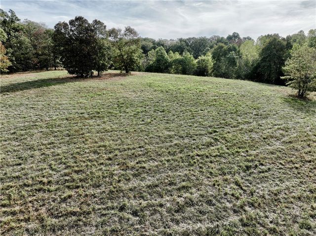 8008 Blackberry Way, Decatur, AR 72722