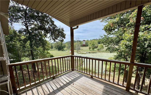 8008 Blackberry Way, Decatur, AR 72722