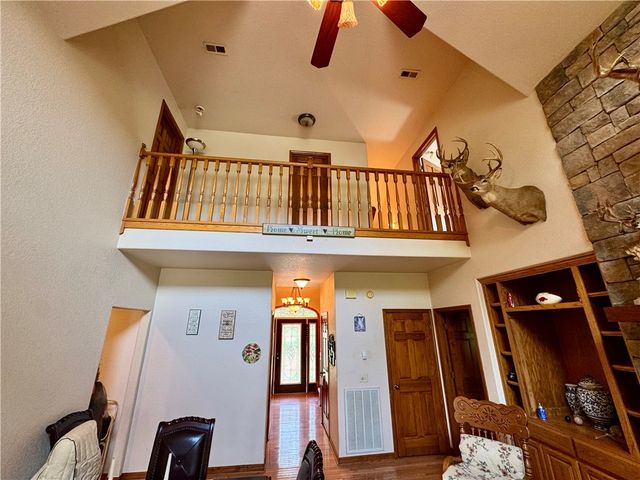 8008 Blackberry Way, Decatur, AR 72722