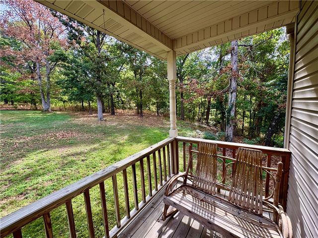 8008 Blackberry Way, Decatur, AR 72722