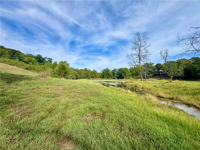 8008 Blackberry Way, Decatur, AR 72722