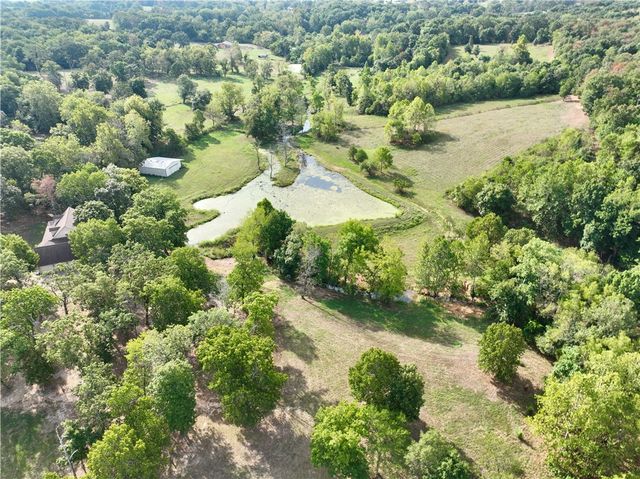 8008 Blackberry Way, Decatur, AR 72722