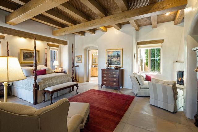 13 Cloudview Court, Santa Fe, NM 87506
