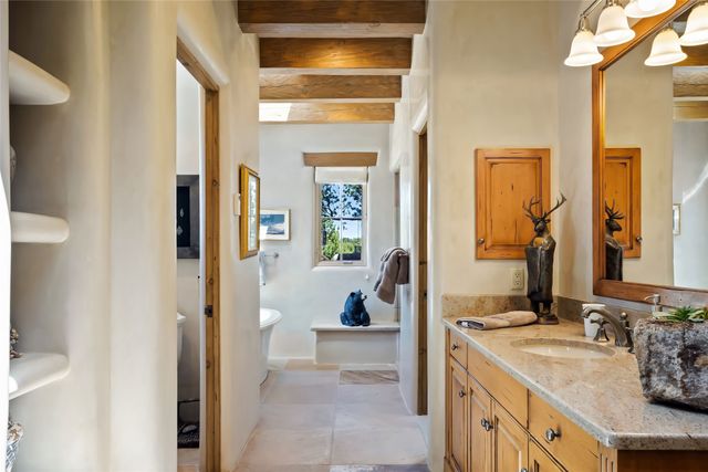 13 Cloudview Court, Santa Fe, NM 87506