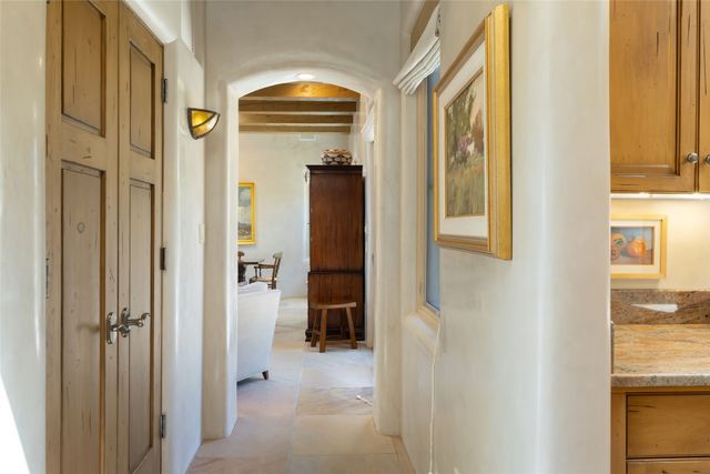 13 Cloudview Court, Santa Fe, NM 87506