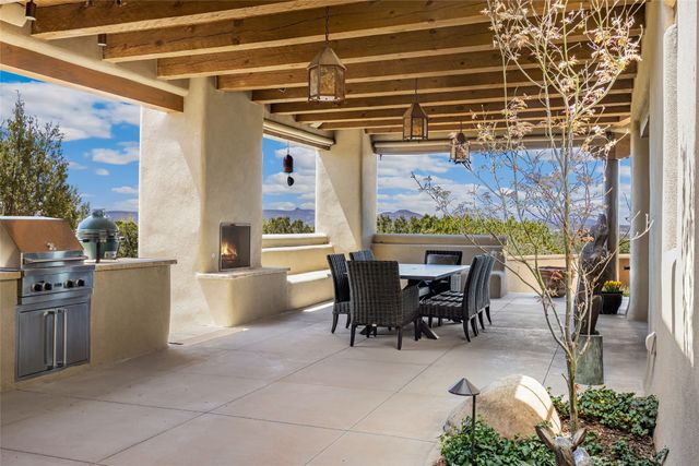 13 Cloudview Court, Santa Fe, NM 87506
