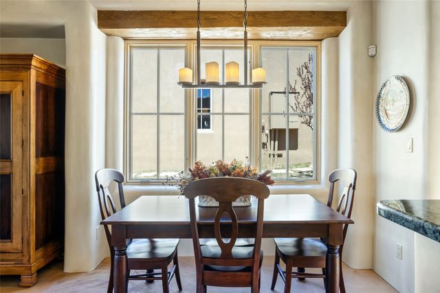 13 Cloudview Court, Santa Fe, NM 87506