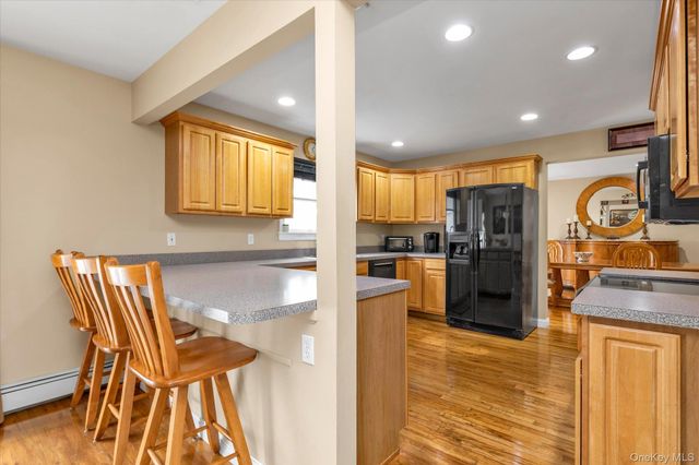3249 Woodward Avenue, Wantagh, NY 11793