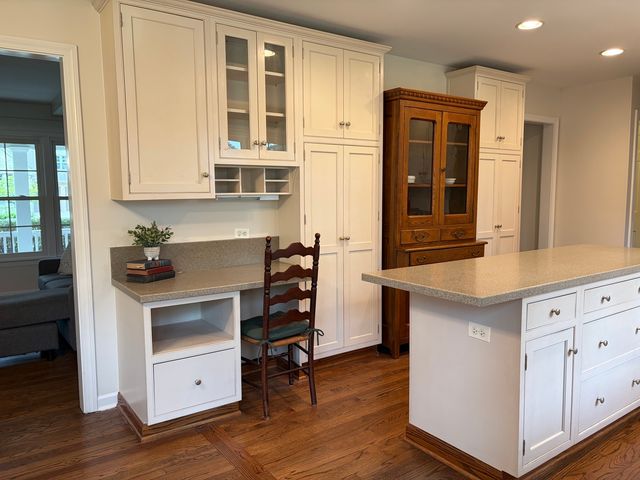 909 E Rockwell Street, Arlington Heights, IL 60005