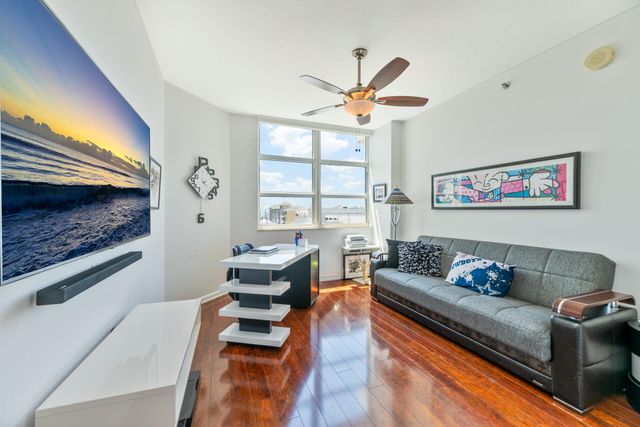 1819 SE 17th Street 802, Fort Lauderdale, FL 33316
