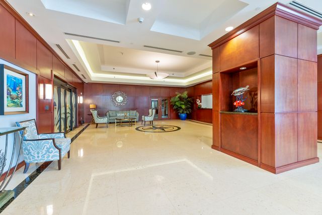 1819 SE 17th Street 802, Fort Lauderdale, FL 33316