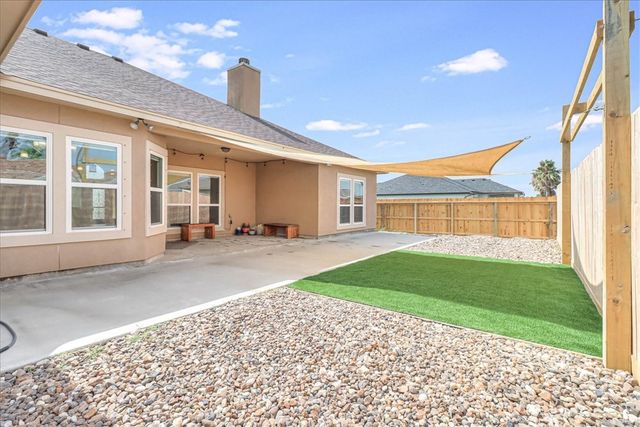 15501 Escapade St, Corpus Christi, TX 78418