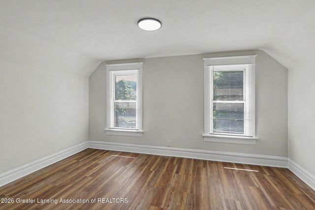 1318 Chelsea Avenue, Lansing, MI 48915