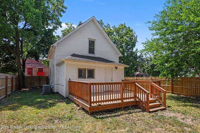 1318 Chelsea Avenue, Lansing, MI 48915